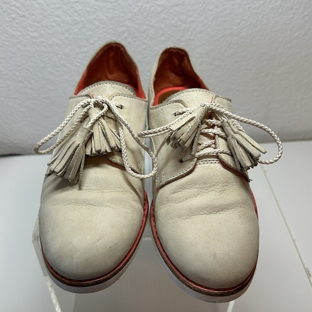Coach Zinnia Nubuck Leather Tassel Oxford Loafer Light Sand 7 - Picture 4 of 11